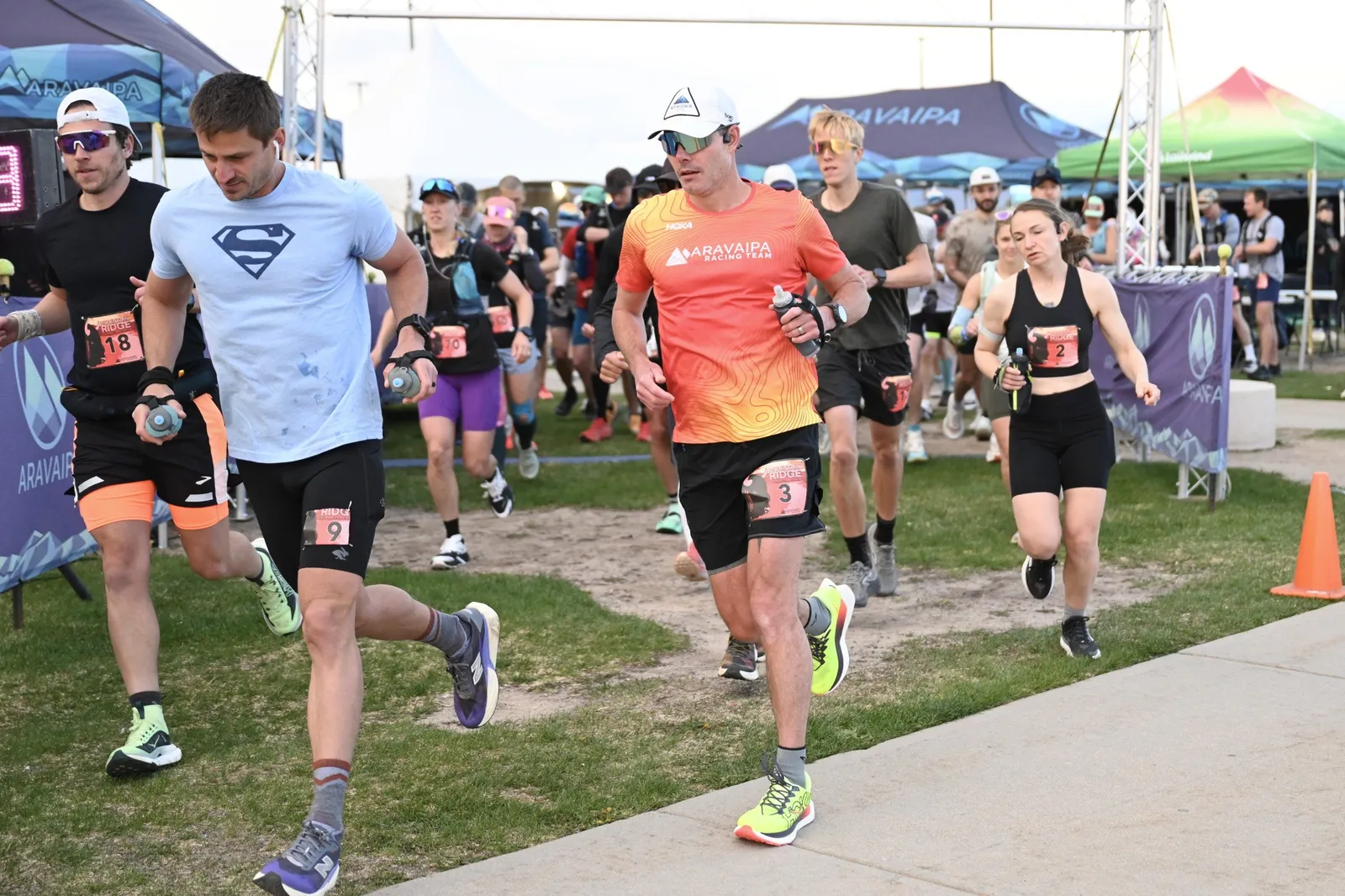 The field leaving the start line